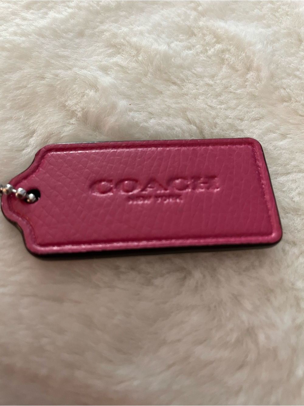 COACH dark Pink Leather Hang tag Bag Tag Keychain like new